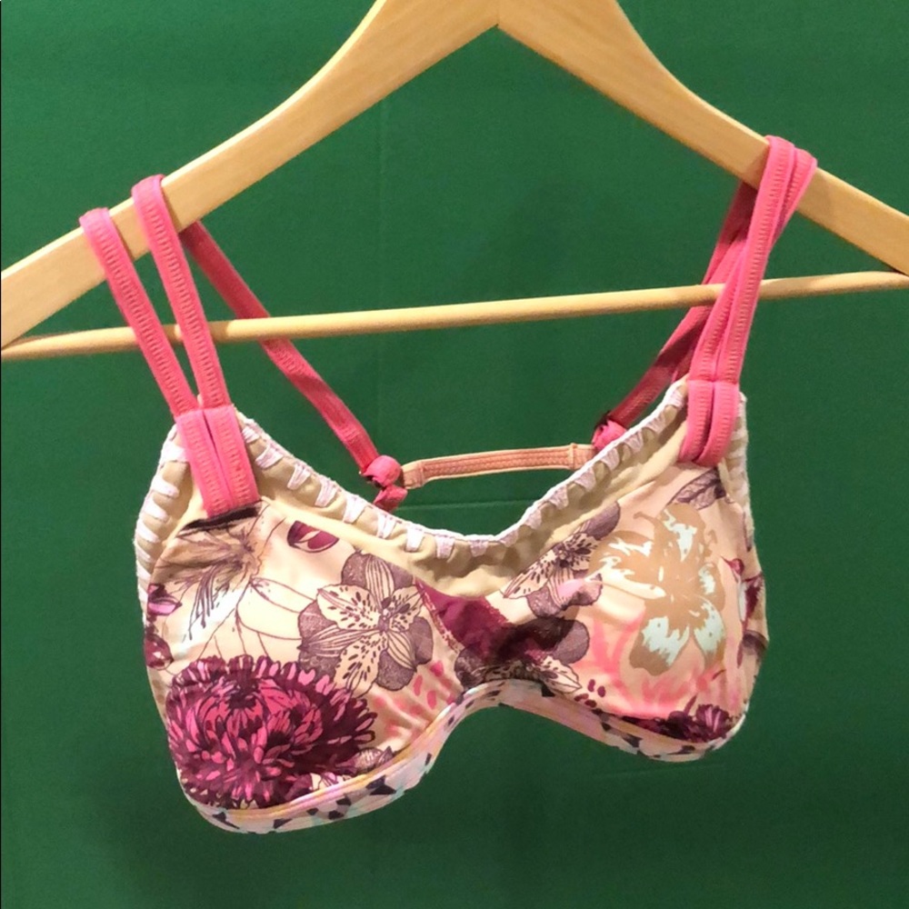 Reversible swim top